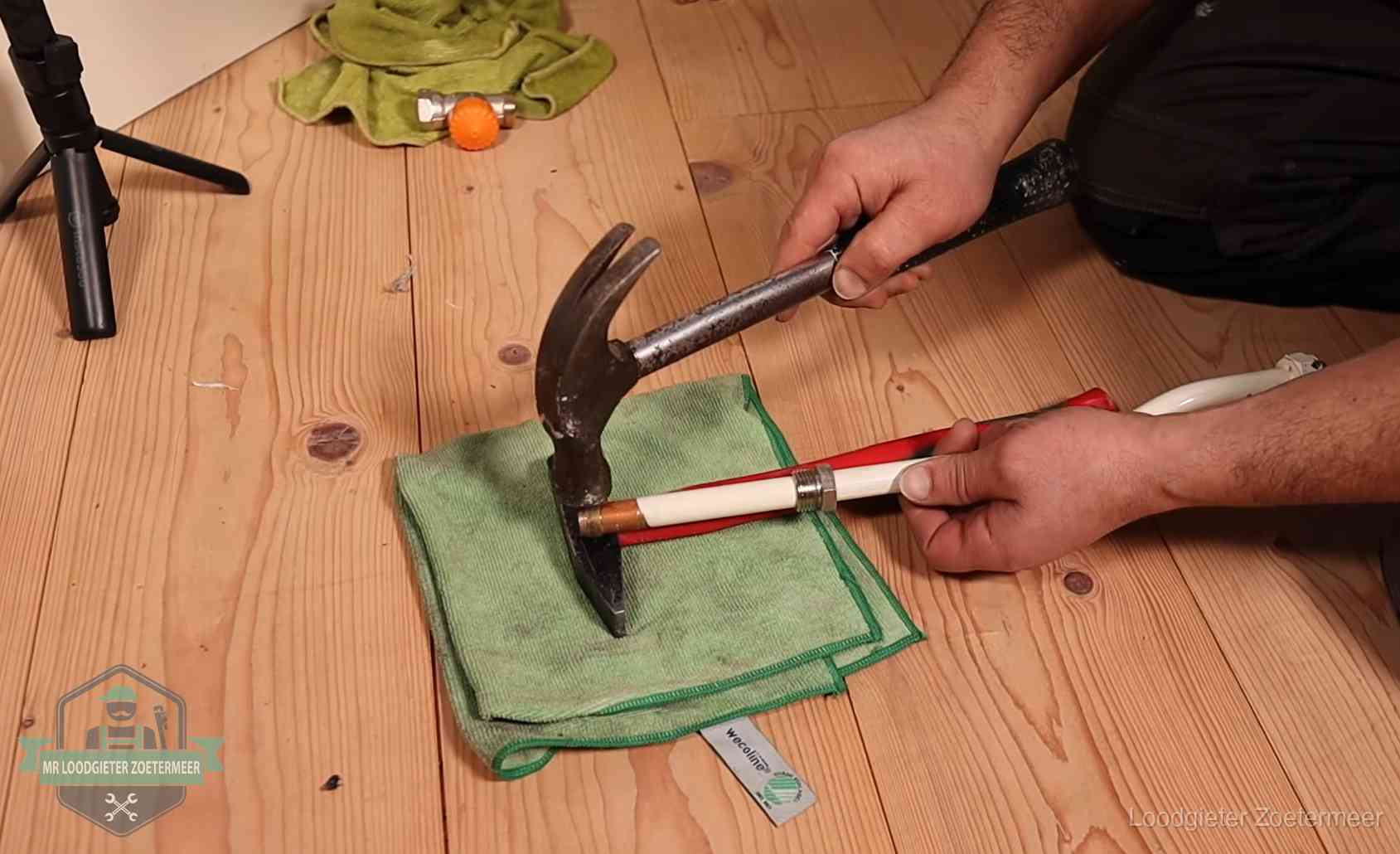 Geimproviseerd gereedschap bij een klus in Zoetermeer, een teken om op te letten wie je binnenhaalt